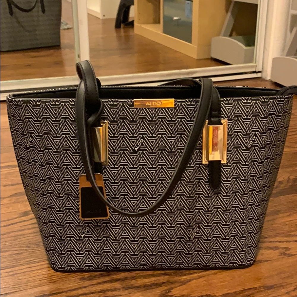 Aldo woman’s shoulder / handbag medium size